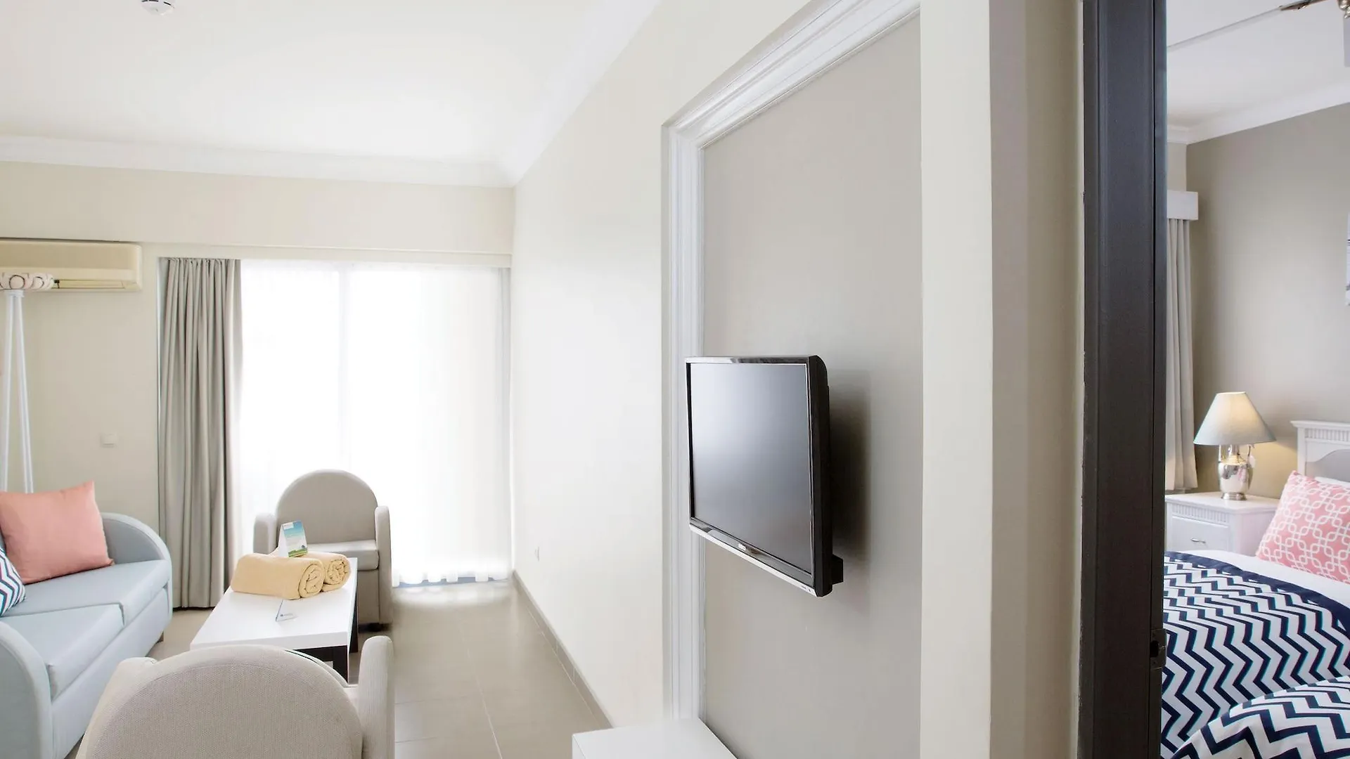 Paloma Marina Suites - Adult Only Kusadası Szálloda