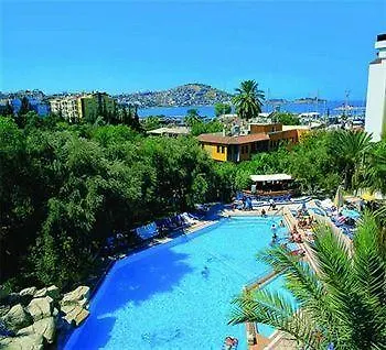 קוסדסי Paloma Marina Suites - Adult Only 4*,