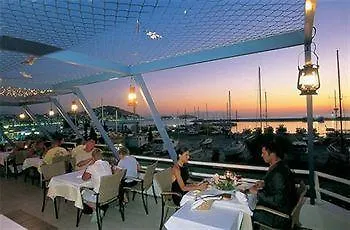 קוסדסי Paloma Marina Suites - Adult Only מלון