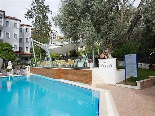קוסדסי Paloma Marina Suites - Adult Only מלון