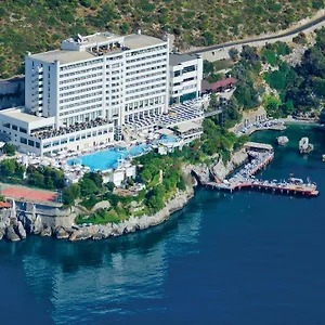 https://korumar-hotel-deluxe.aegeanhotels.net